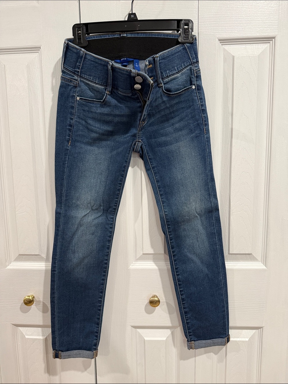 Apt. 9 Ankle Jeans with Blue Tags and Light Denim